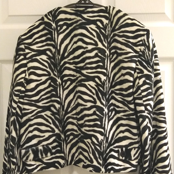 LUXX Jacket NWOT - Picture 3 of 4